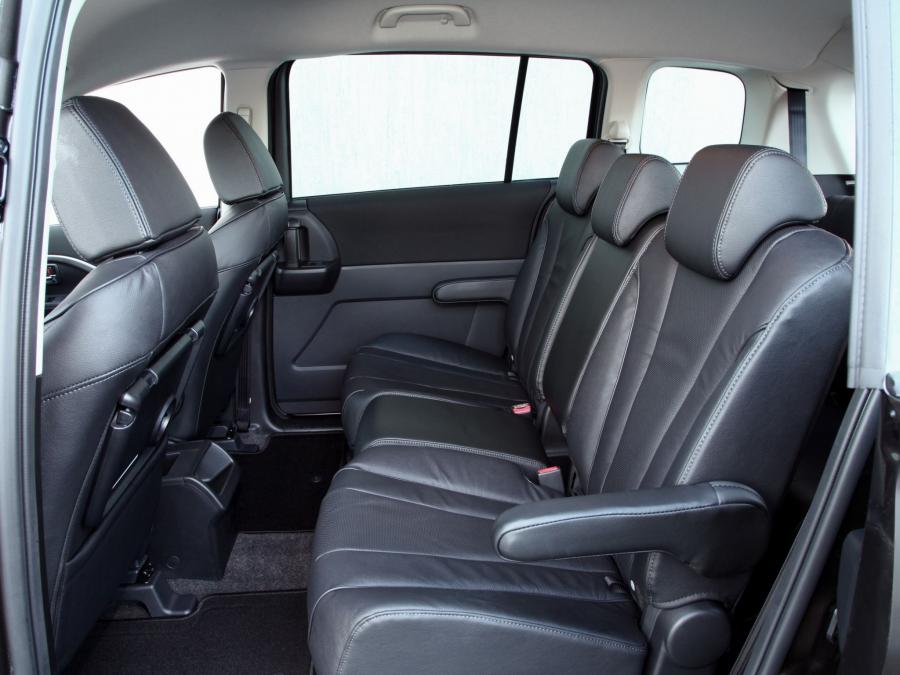  Mazda5 Sport Venture 2014 года  (фото 9 из 19)